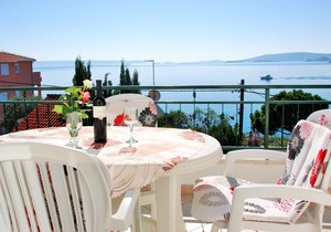 APARTMENT FOR 4 PERSONS/2 BEDROOMS/SEA VIEW
