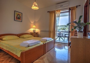 Apartment IK SA4(2) - Jezera, Island Murter, Croatia