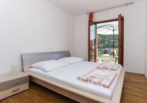 Apartment in Dubrovnik with swimming pool and sea view (A3)