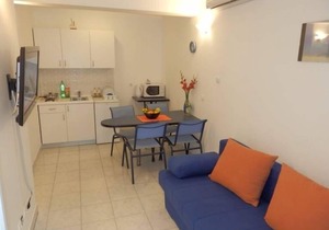 Apartment in Duće with Terrace, Air condition, WIFI, Washing machine (4173-4)