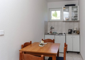 Apartment in Dubrovnik with swimming pool and sea view (A2)