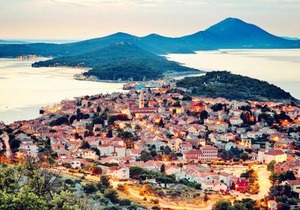 Apartment in Mali Lošinj with terrace, air conditioning, washing machine (3683-1)