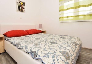 Apartment Ivor in Ugljan/Ugljan - 6 persons, 2 bedrooms