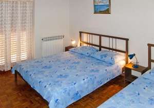 Apartment Jakov - ROJ431