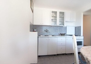 Apartment Jakša - close to the sea & free parking: A1(2+2) - Vis, Island Vis, Croatia