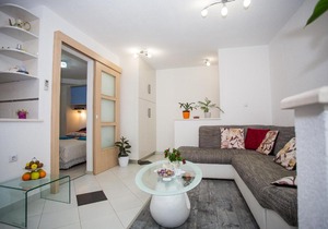 Apartment Livaja
