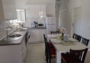 Apartment Lumbardina A2, center and by the sea, spacious, breathtaking View