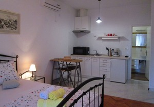 Apartment Lumbardina A1, center top location