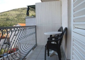 Apartment Mato - free barbecue: A1(2) - Vis, Island Vis, Croatia