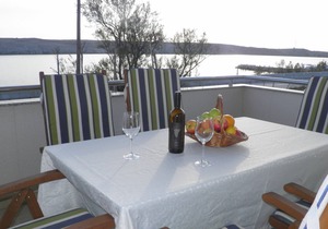 Apartment Perla 7-island Pag seafront