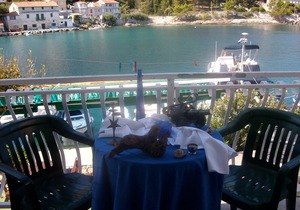 Apartment Riley - at the sea A3-Martino 3 (3) - Stomorska, Island Solta, Croatia