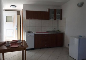 Apartment Rina - with pool : SA8(2) - Stomorska, Island Solta, Croatia