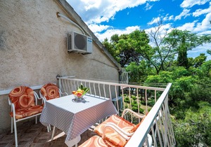 Apartment & Rooms Papa - Studio Apartment with Balcony and Partial Sea View