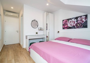 Apartment & Rooms Papa - Superior Double or Twin Room with Balcony and Partial Sea View