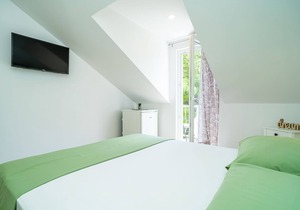 Apartment & Rooms Papa - Premium Double or Twin Room with Balcony and Partial Sea View