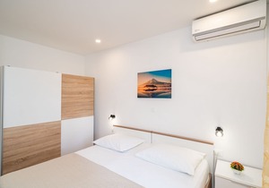 Apartment & Rooms Papa - Standard Double Room with Balcony and Partial Sea View