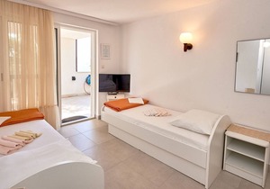 Apartment Sea front - free parking A5(2) - Klek, Riviera Dubrovnik, Croatia