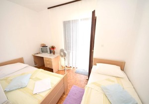 Apartment Smilje - good location & parking: R3(2) - Orebic, Peljesac peninsula, Croatia