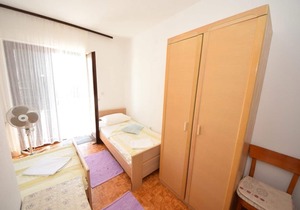 Apartment Smilje - good location & parking: R3(2) - Orebic, Peljesac peninsula, Croatia