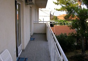 Apartment Stipan - 80 m from sea : A2(2+2) - Slatine, Island Ciovo, Croatia