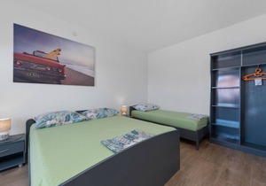 Apartment Uga2 - 70m from the beach: A3-kat(3+1) - Mandre, Island Pag, Croatia