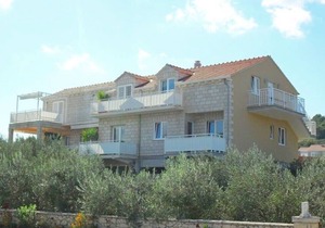 Apartments Željko, (8278), Lumbarda, hr