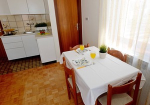 Apartments Anđelko, (11891), Diklo, hr