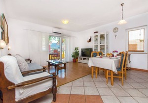Apartments and Rooms Anita