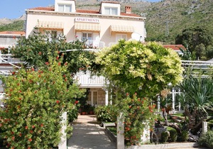 Apartments and rooms Mandaljena, (11986), Mlini, Croatia