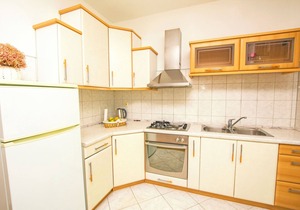 Apartments Aurora (74831-A1) - Mrljane