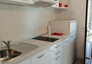 Apartments Boni (69571-A2) - Gdinj - island Hvar