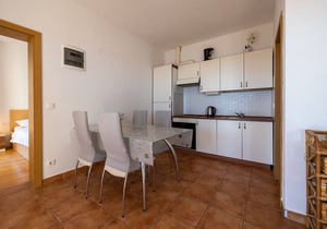 Apartments Ena (33981-A2) - Zavala - island Hvar