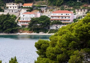 Apartments Franka Saplunara-One-Bedroom Apartment with Terrace and Sea View No1