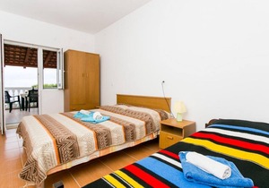 Apartments Franka Saplunara-Triple Room with Terrace and Sea View No1