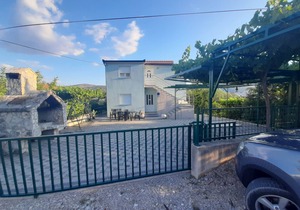 Apartments GUNJA (82611-A2) - Poljica