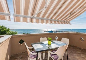 Apartments Hidden Beach Gem