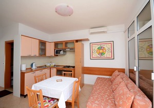 Apartments Jure (33821-A3) - Drasnice