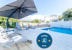 Apartments Katic (56891-A3) - Razanj