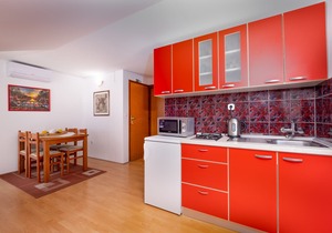 Apartments Katica, (14425), Mlini, hr