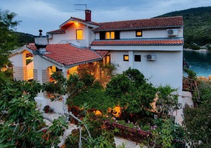 Apartments Malo Lago - One-Bedroom Apartment with Balcony and Sea View - Attic (Apartment 3)