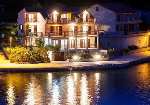 Apartments Malo Lago - One-Bedroom Apartment with Balcony and Sea View - 2nd floor (Apartment 5)