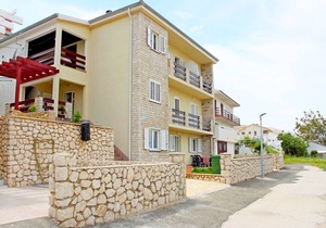 Apartments Marija, (12734), Pag, hr
