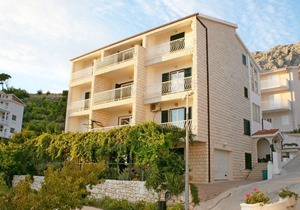 Apartments Matija, (11778), Duće, Croatia
