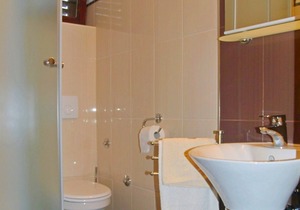 Apartments Mirjana, (14332), Banjol, Croatia