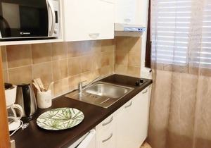 Apartments Mirjana, (14334), Banjol, Croatia