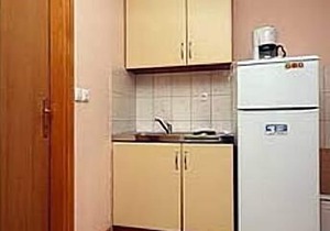 Apartments Mirko, (11150), Duće, Croatia
