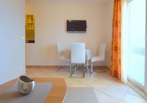Apartments Nikolic (62146-A3) - Omisalj - island Krk in Omisalj - island Krk