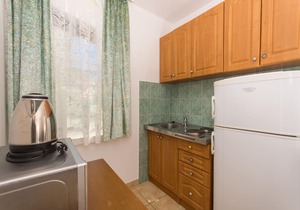 Apartments Pero (55271-A2) - Okrug Gornji (Ciovo) in Okrug Gornji (Ciovo)