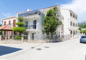 Apartments & Rooms Barišić - Superior Studio Apartment with Balcony and Garden View
