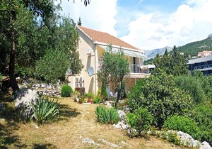 Apartments & Rooms Jokovic-Comfort Studio Apartment with Terrace and Partial Sea View